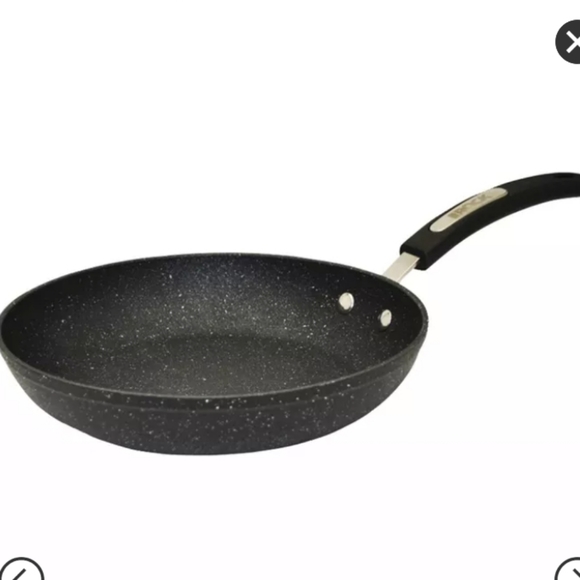 Starfrit rock frying pan - Picture 6 of 6